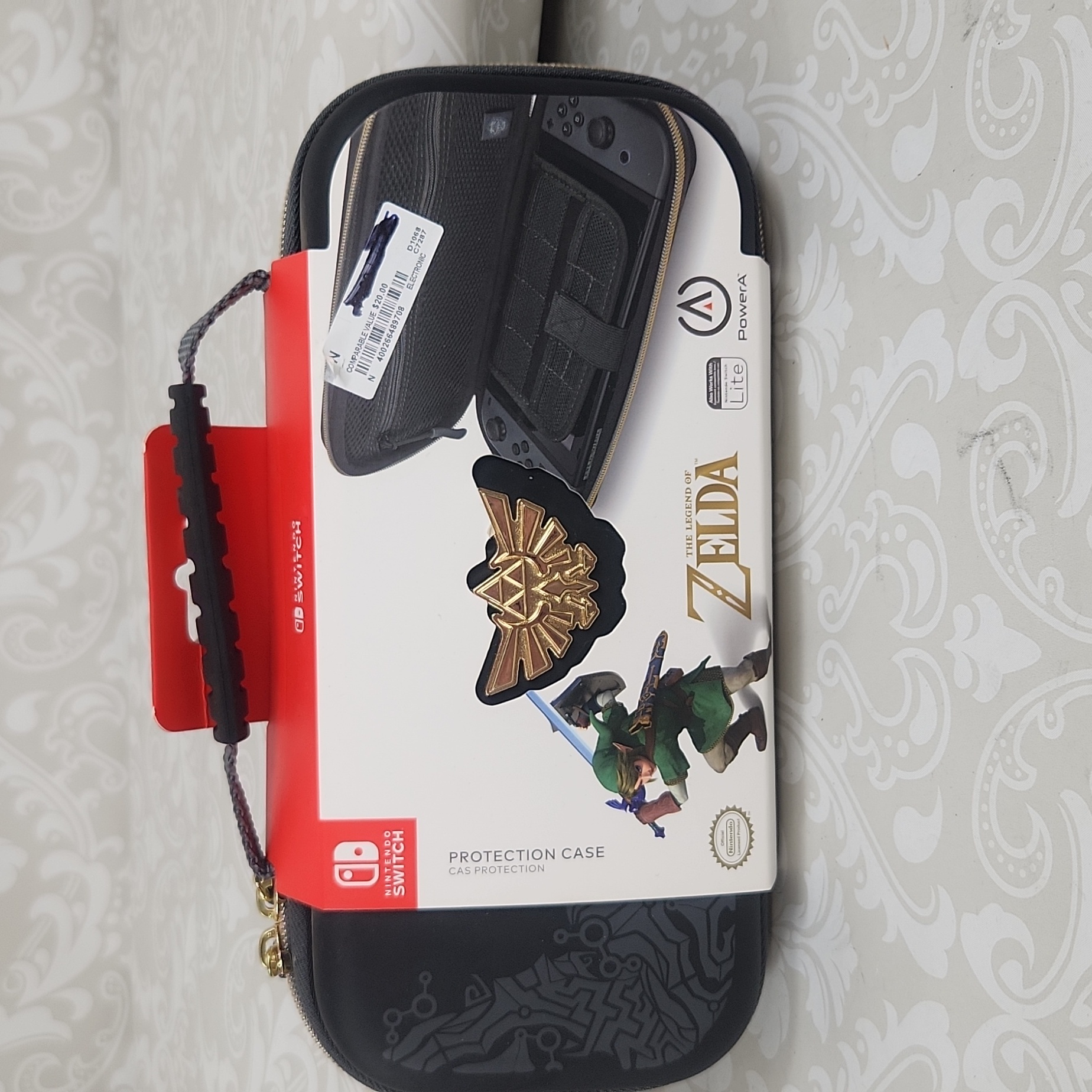 Nintendo SwitchLite The Legend Of Zelda Hylian Crest Protection Case